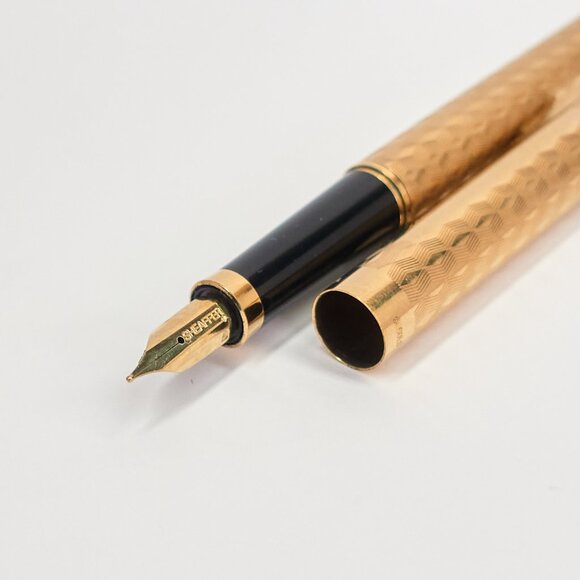 Sheaffer Gold Electroplated Fountain Pen / Made in USA / Vintage Writing Pen - Picture 1 of 16